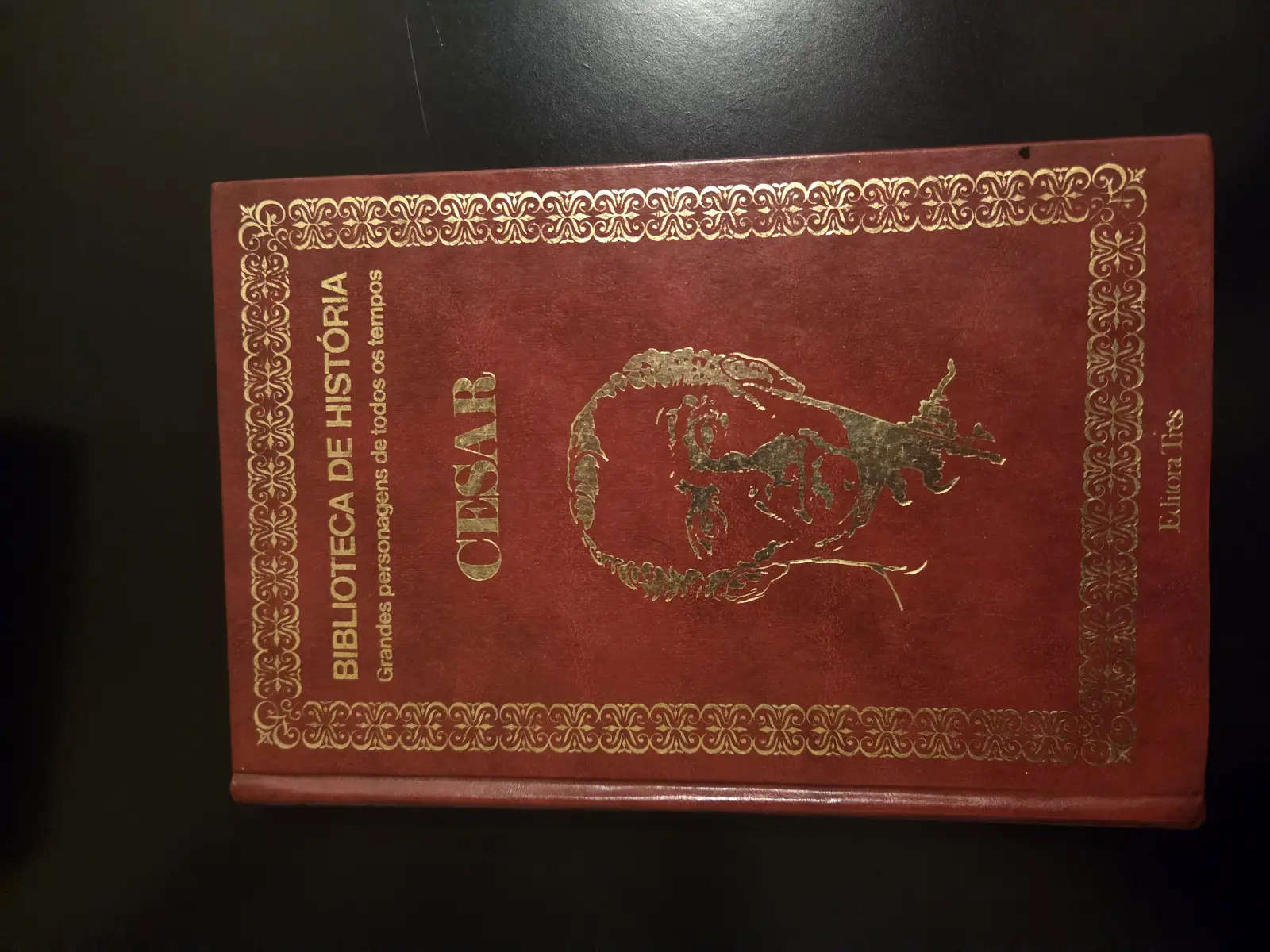 Capa de Cesar